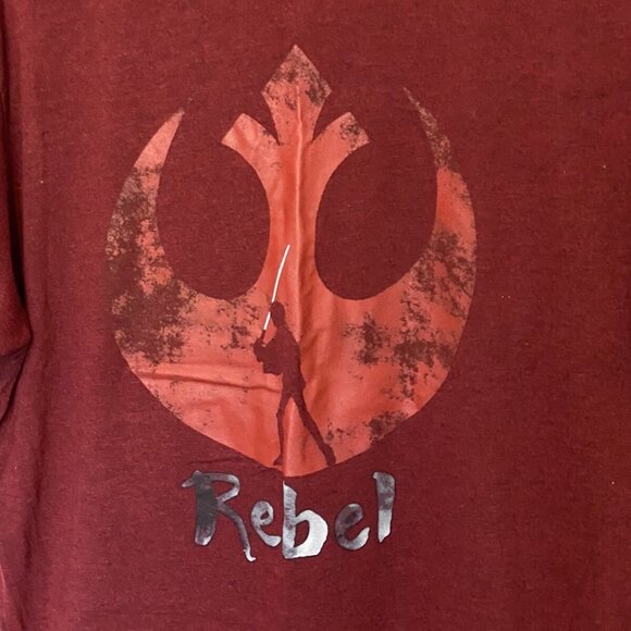 Star Wars Maroon T-Shirt Rebel Alliance Resistance Size XL Lucas Films - Picture 9 of 10